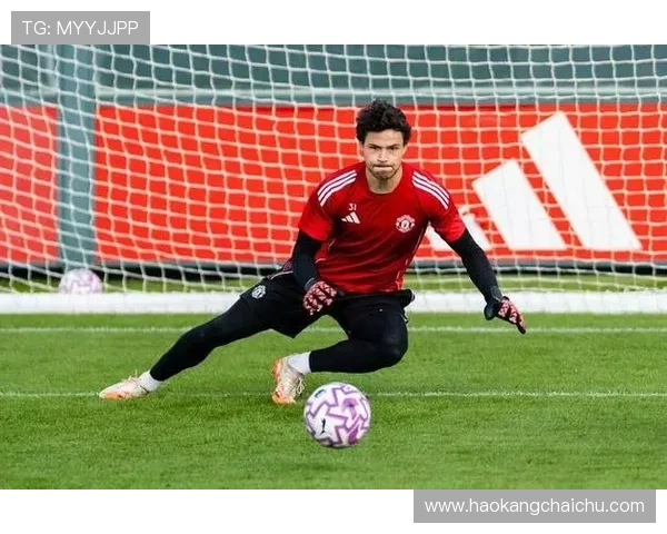 曼联更衣室矛盾问题持续显现，对球队赛季稳定性与竞争格局形成制约