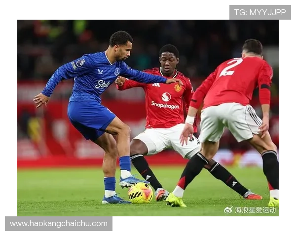 曼联战术混乱与内部矛盾暴露，当前阶段对球队表现造成影响